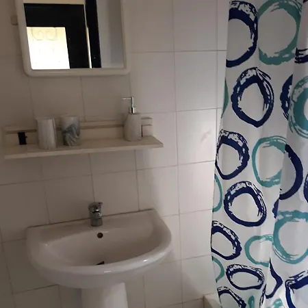 Kleines Gemütliches Mit Terrasse, Im Grünen Gelegen Apartment